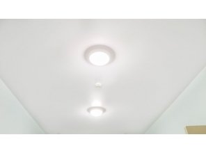 Монтаж потолка в квартире 10 м2 с использованием пленки VIPCEILING серии MONLANGE M9001 (2.60)