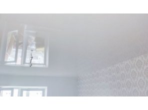 Монтаж потолка в спальне 15 м2 с использованием пленки VIPCEILING серии MONLANGE L9001 (3.25)