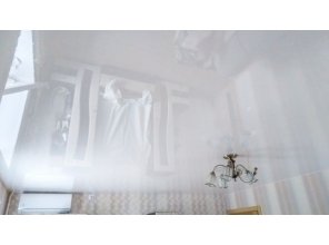 Монтаж потолка для зала 19 м2 с использованием пленки VIPCEILING серии MONLANGE L9001 (4.00)