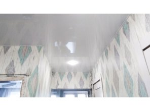 Монтаж потолка в коридоре 5 м2 с использованием пленки VIPCEILING серии MONLANGE L9001 (3.50)