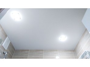 Монтаж потолка в ванной 3 м2 с использованием пленки VIPCEILING серии MONLANGE M9001 (3.50)