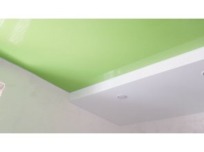 Монтаж потолка на кухне 11 м2 с использованием пленки VIPCEILING серии MONLANGE L9068 (3.50)