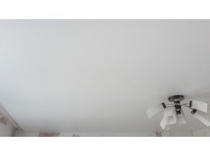 Монтаж потолка в спальне 12 м2 с использованием пленки VIPCEILING серии MONLANGE S9020 (3.80)