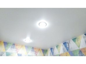 Монтаж потолка в прихожей 2 м2 с использованием пленки VIPCEILING серии MONLANGE S9020 (2.15)