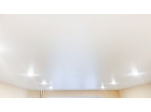 Монтаж потолка для зала 19 м2 с использованием пленки VIPCEILING серии MONLANGE M9001 (3.50)