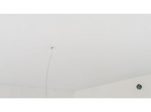 Монтаж потолка в спальне 17 м2 с использованием пленки VIPCEILING серии MONLANGE M9001 (3.50)