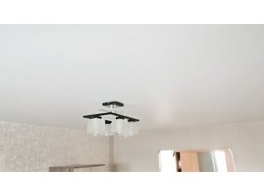 Монтаж потолка в гостиной 16 м2 с использованием пленки VIPCEILING серии MONLANGE S9020 (3.50)