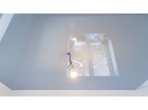 Монтаж потолка в квартире 40 м2 с использованием пленки VIPCEILING серии MONLANGE L9056 (3.50)