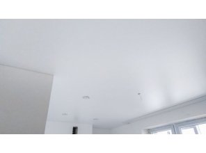 Монтаж потолка на кухне 13 м2 с использованием пленки VIPCEILING серии MONLANGE S9020 (3.25)