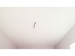 Монтаж потолка в спальне 13 м2 с использованием пленки VIPCEILING серии MONLANGE M9001 (3.50)