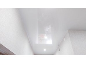 Монтаж потолка в коридоре 5 м2 с использованием пленки VIPCEILING серии MONLANGE L9001 (2.15)