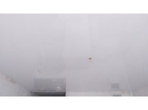 Монтаж потолка на кухне 8 м2 с использованием пленки VIPCEILING серии MONLANGE L9001 (2.60)