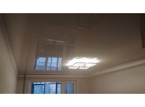 Монтаж потолка для зала 17 м2 с использованием пленки VIPCEILING серии MONLANGE L9001 (3.25)