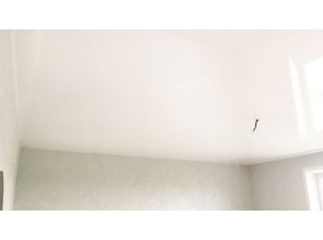 Монтаж потолка для зала 17 м2 с использованием пленки VIPCEILING серии MONLANGE L9001 (4.00)