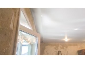 Монтаж потолка для зала 18 м2 с использованием пленки VIPCEILING серии MONLANGE S9020 (4.35)