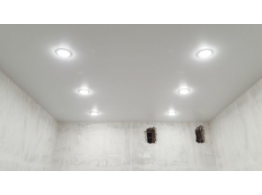 Монтаж потолка в прихожей 7 м2 с использованием пленки VIPCEILING серии MONLANGE S9020 (2.60)