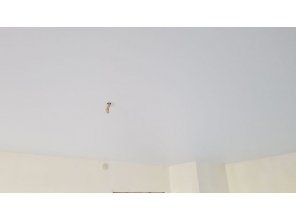 Монтаж потолка в спальне 15 м2 с использованием пленки VIPCEILING серии MONLANGE M9001 (3.25)