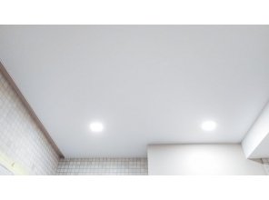 Монтаж потолка в ванной 3 м2 с использованием пленки VIPCEILING серии MONLANGE M9001 (2.15)