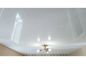 Монтаж потолка в спальне 13 м2 с использованием пленки VIPCEILING серии MONLANGE L9001 (2.60)