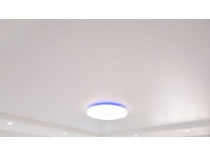 Монтаж потолка в гостиной 12 м2 с использованием пленки VIPCEILING серии MONLANGE S9020 (3.50)