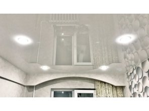 Монтаж потолка в спальне 10 м2 с использованием пленки VIPCEILING серии MONLANGE L9001 (2.60)