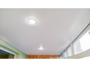 Ремонт потолка в квартире 7 м2 с использованием пленки VIPCEILING серии MONLANGE M9001 (2.15)