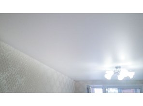 Монтаж потолка для зала 19 м2 с использованием пленки VIPCEILING серии MONLANGE M9001 (4.00)