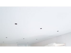 Монтаж потолка для зала 18 м2 с использованием пленки VIPCEILING серии MONLANGE M9001 (3.25)