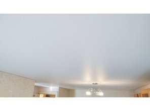 Монтаж потолка для зала 19 м2 с использованием пленки VIPCEILING серии MONLANGE M9001 (4.00)