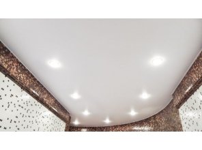 Монтаж потолка в ванной 11 м2 с использованием пленки VIPCEILING серии MONLANGE S9020 (3.25)