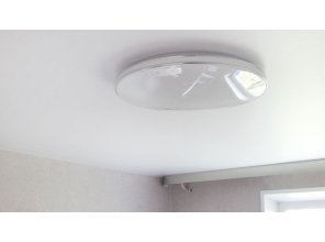 Монтаж потолка в спальне 12 м2 с использованием пленки VIPCEILING серии MONLANGE S9020 (3.25)