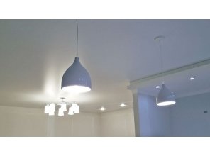 Монтаж потолка в квартире 28 м2 с использованием пленки VIPCEILING серии MONLANGE S9020 (3.80)