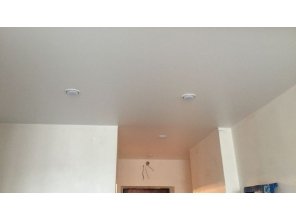 Монтаж потолка в квартире 21 м2 с использованием пленки VIPCEILING серии MONLANGE S9020 (3.25)