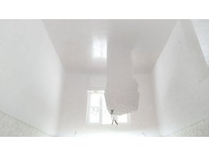 Монтаж потолка для зала 25 м2 с использованием пленки VIPCEILING серии MONLANGE L9001 (3.50)