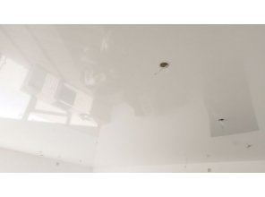 Монтаж потолка для зала 37 м2 с использованием пленки VIPCEILING серии MONLANGE L9001 (3.50)