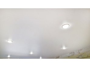 Монтаж потолка для зала 17 м2 с использованием пленки VIPCEILING серии MONLANGE S9020 (3.50)