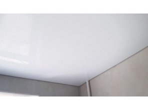 Монтаж потолка на кухне 6 м2 с использованием пленки VIPCEILING серии MONLANGE L9001 (3.50)