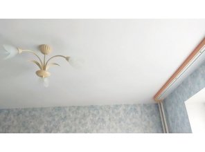 Монтаж потолка на кухне 9 м2 с использованием пленки VIPCEILING серии MONLANGE M9001 (3.50)