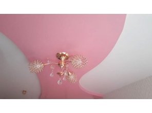 Монтаж потолка в спальне 13 м2 с использованием пленки VIPCEILING серии MONLANGE M9001 (3.50)