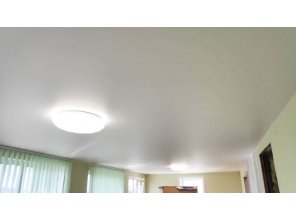 Монтаж потолка в деревянном доме 27 м2 с использованием пленки VIPCEILING серии MONLANGE M9001 (3.50)