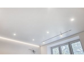 Монтаж потолка в спальне 15 м2 с использованием пленки VIPCEILING серии MONLANGE S9020 (3.50)