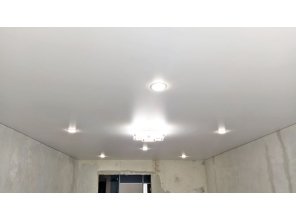 Монтаж потолка для зала 20 м2 с использованием пленки VIPCEILING серии MONLANGE S9020 (3.50)