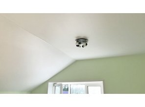 Трехмерный сатиновый натяжной потолок в деревянном доме 17,2 м2