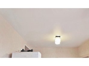 Бесшовный матовый натяжной потолок в коридор 10 м2