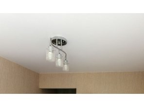 Монтаж потолка на кухне 6 м2 с использованием пленки VIPCEILING серии MONLANGE M9001 (3.25)