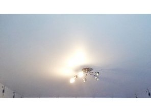 Бесшовный матовый натяжной потолок в спальню 13,3 м2