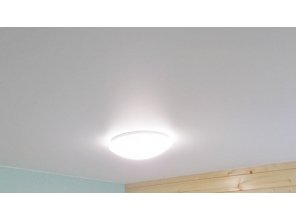 Бесшовный матовый натяжной потолок в спальню 7,3 м2