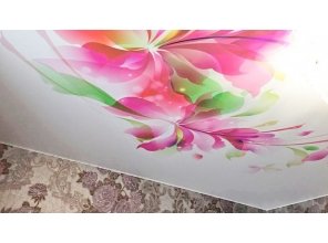 Сатиновый натяжной потолок 5 м2 на кухню с фотопечатью