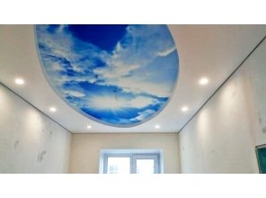 Двухуровневый натяжной потолок 9,6 м2 в детскую с фотопечатью