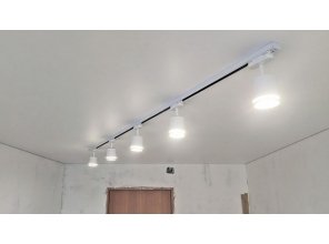 Монтаж потолка в детской 9 м2 с использованием пленки VIPCEILING серии MONLANGE M9001 (2.60)